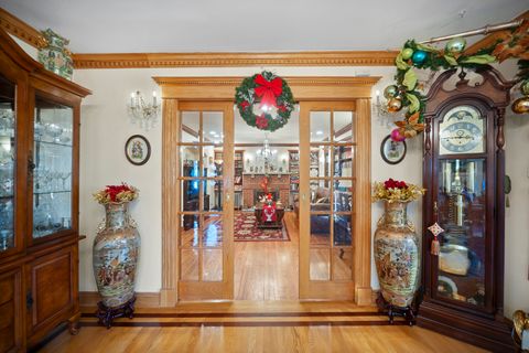 Tiny photo for 300 N BRADLEY Road, Libertyville, IL 60048 (MLS # 12520952)