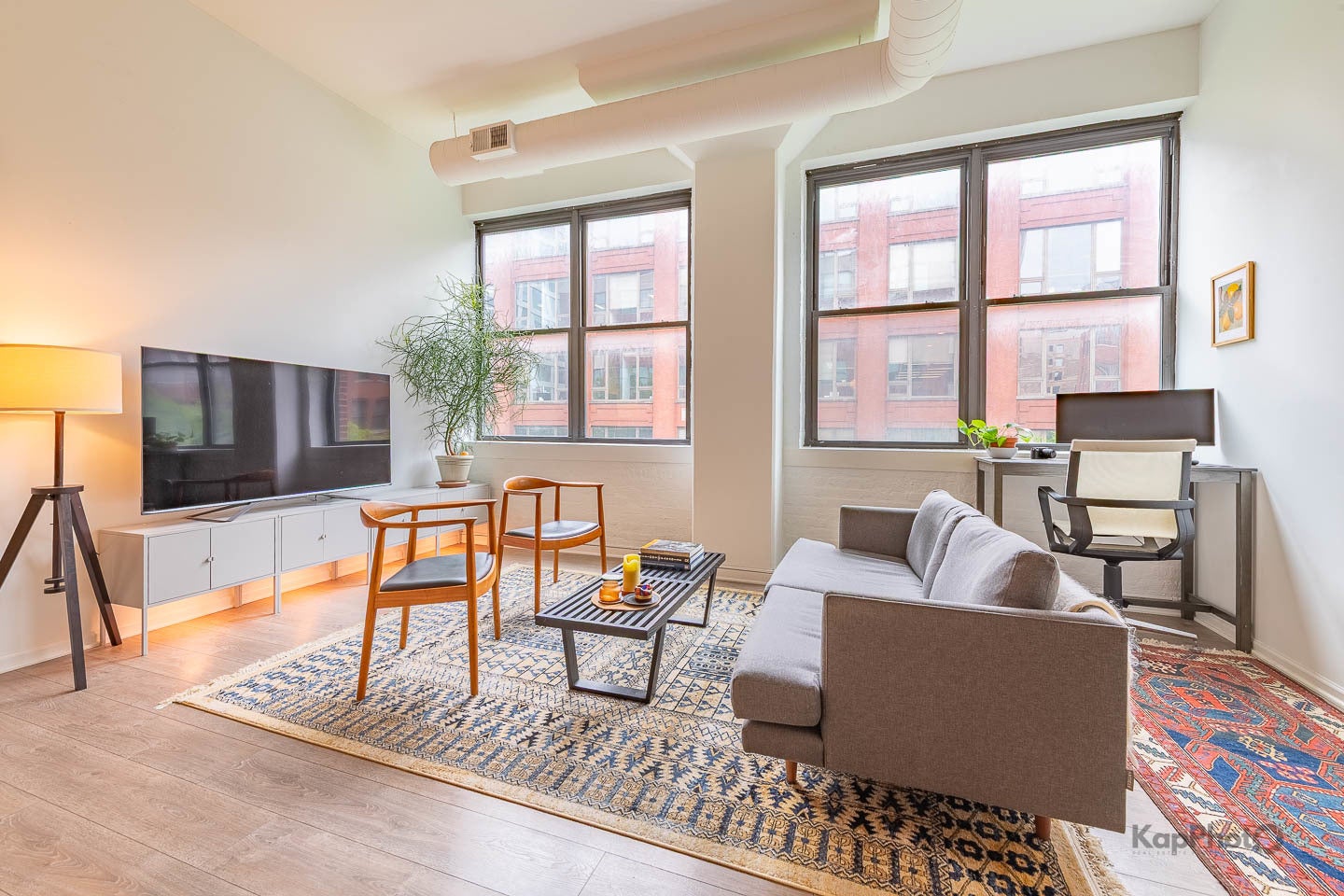 812 W Van Buren Street 3C