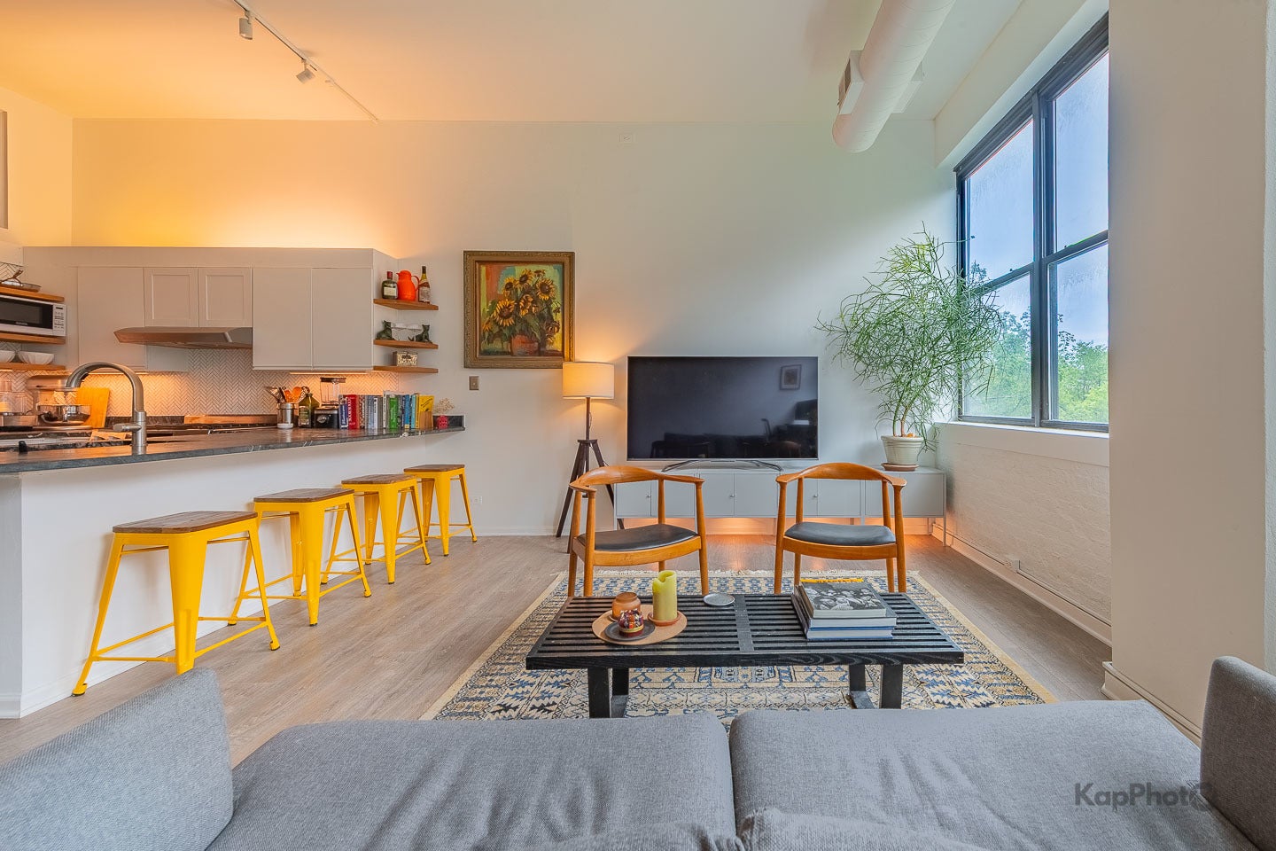 812 W Van Buren Street 3C