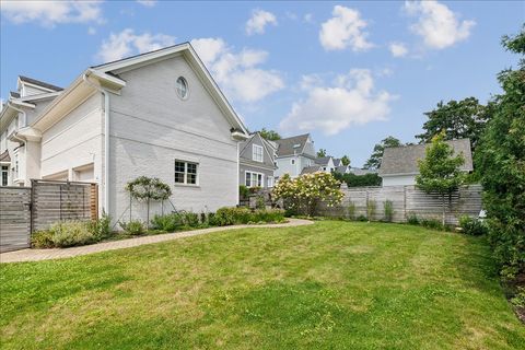 Tiny photo for 617 S Washington Street, Hinsdale, IL 60521 (MLS # 12561897)