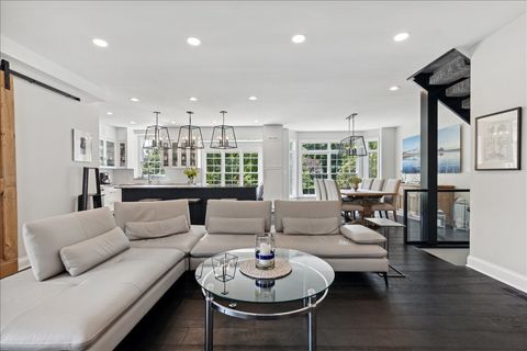 Tiny photo for 617 S Washington Street, Hinsdale, IL 60521 (MLS # 12561897)