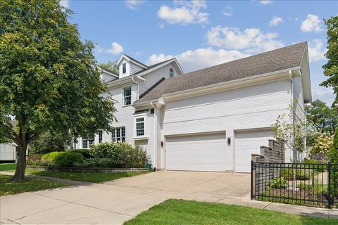 Tiny photo for 617 S Washington Street, Hinsdale, IL 60521 (MLS # 12561897)