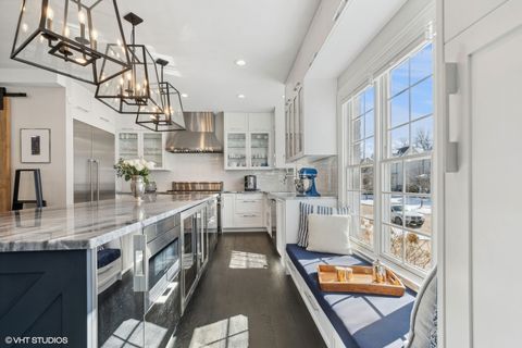 Tiny photo for 617 S Washington Street, Hinsdale, IL 60521 (MLS # 12561897)