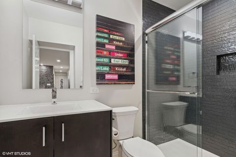 Tiny photo for 617 S Washington Street, Hinsdale, IL 60521 (MLS # 12561897)