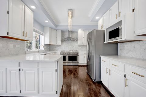 Tiny photo for 316 S Redfield Court, Park Ridge, IL 60068 (MLS # 12556496)