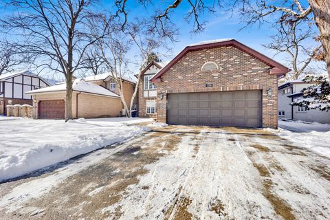 Tiny photo for 316 S Redfield Court, Park Ridge, IL 60068 (MLS # 12556496)