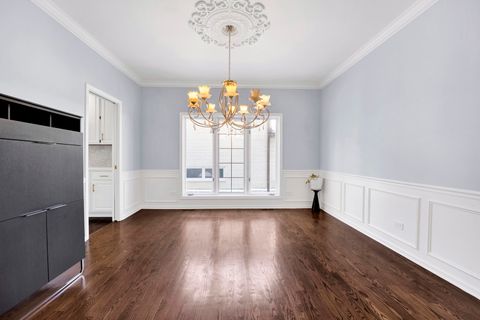 Tiny photo for 316 S Redfield Court, Park Ridge, IL 60068 (MLS # 12556496)