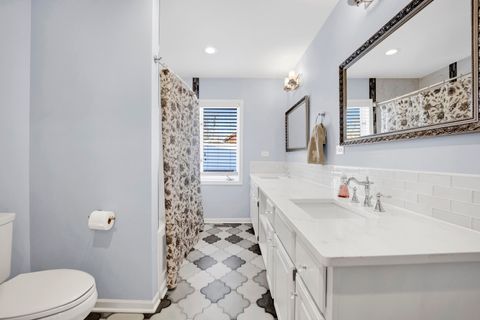 Tiny photo for 316 S Redfield Court, Park Ridge, IL 60068 (MLS # 12556496)