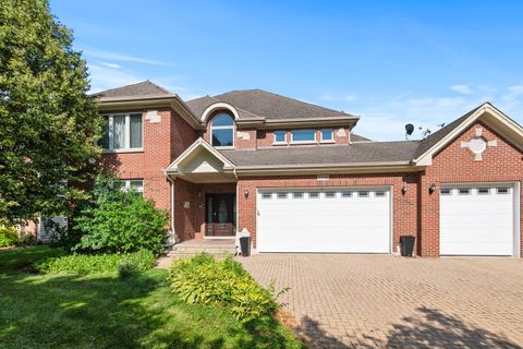 Photo of 7715 VIRGINIA Court, Willowbrook, IL 60527 (MLS # 12529753)