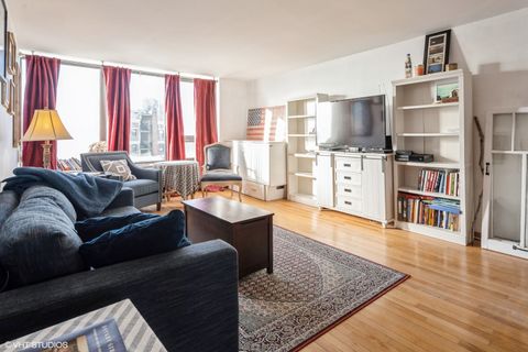 Tiny photo for 3930 N Pine Grove Avenue #604, Chicago, IL 60613 (MLS # 12447008)