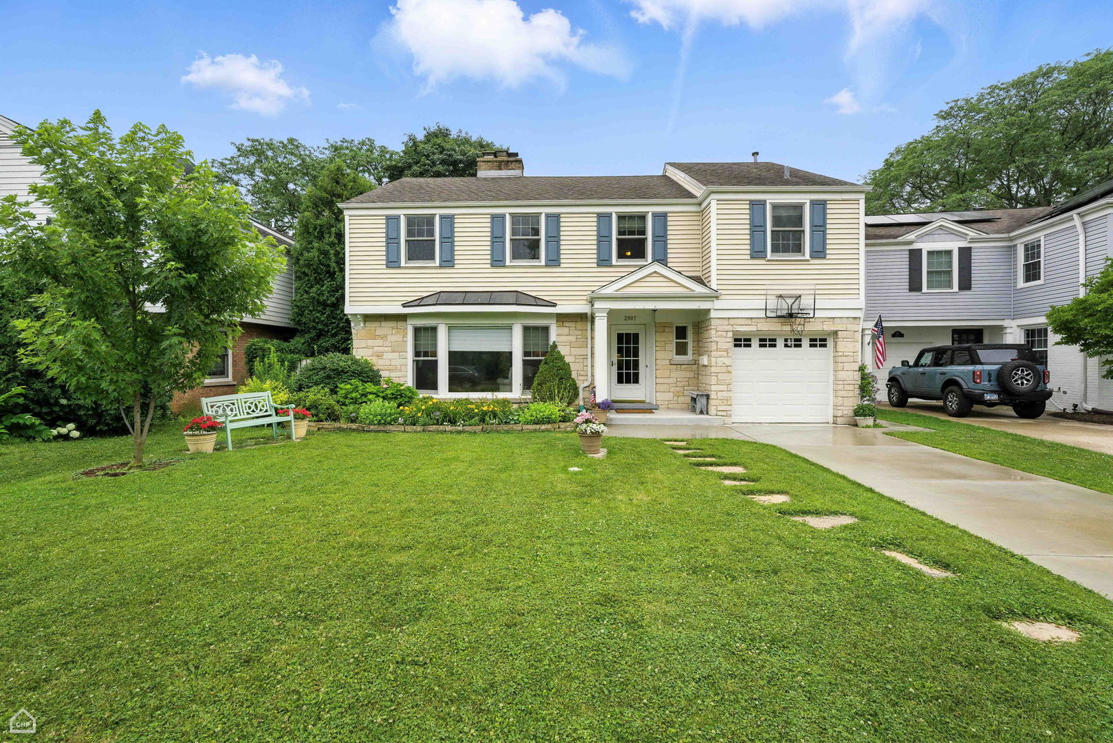 Wilmette, Illinois 60091, United States, 5 Bedrooms Bedrooms, ,4 BathroomsBathrooms,Residential,Active,228039