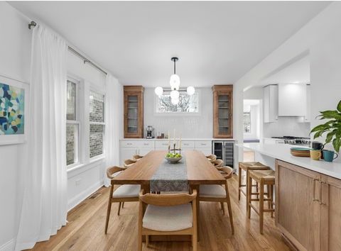 Tiny photo for 511 Highland Avenue, Oak Park, IL 60304 (MLS # 12561058)