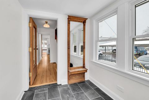 Tiny photo for 511 Highland Avenue, Oak Park, IL 60304 (MLS # 12561058)