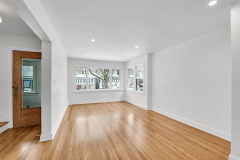 Tiny photo for 511 Highland Avenue, Oak Park, IL 60304 (MLS # 12561058)