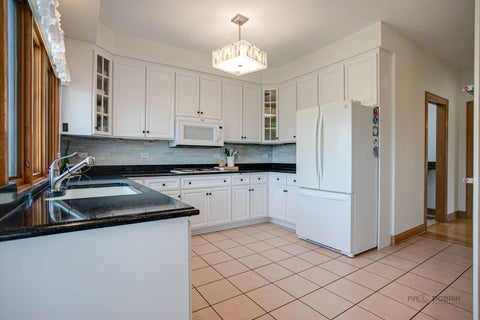 Tiny photo for 1400 Eagle Ridge Drive, Antioch, IL 60002 (MLS # 12707822)