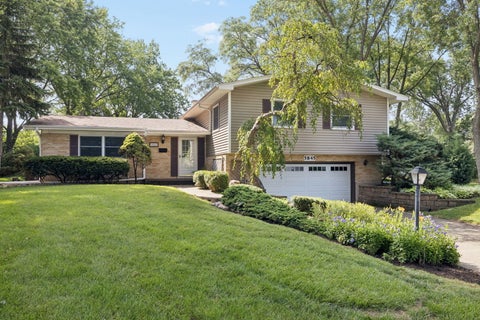 Photo of 5845 Lenox Road, Lisle, IL 60532 (MLS # 12694327)