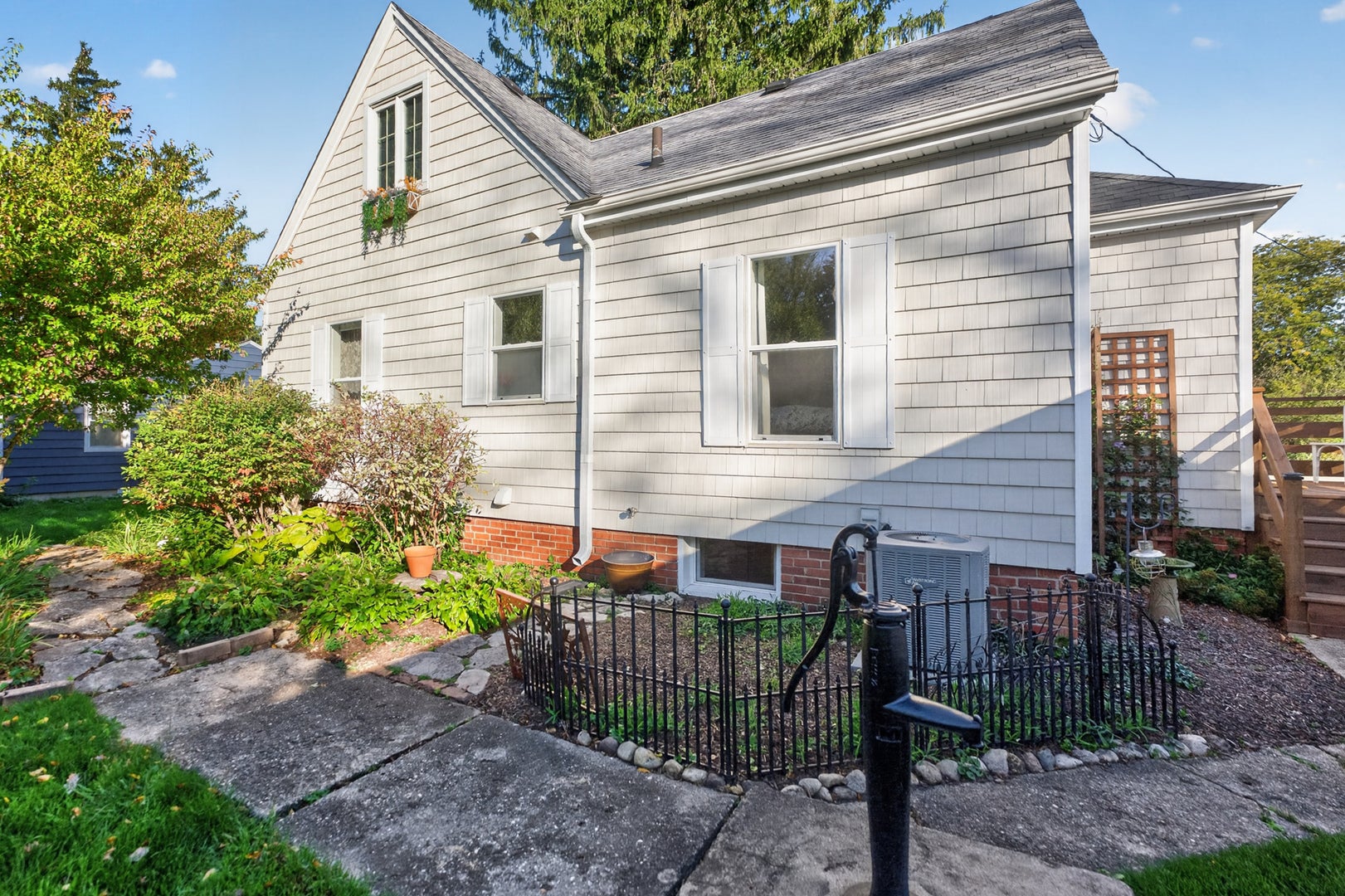 159 Terwilliger Avenue