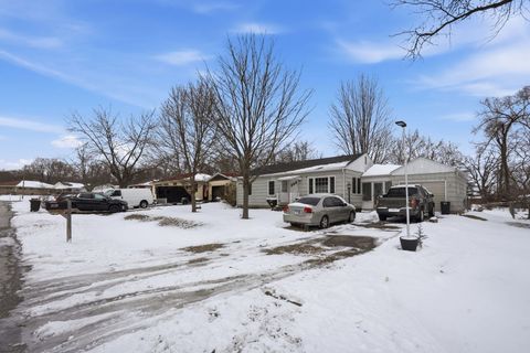 Tiny photo for 3820 15th Street, Moline, IL 51265 (MLS # 12609430)