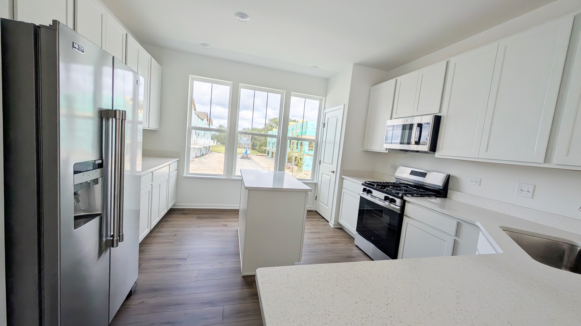525 Red Oak Circle