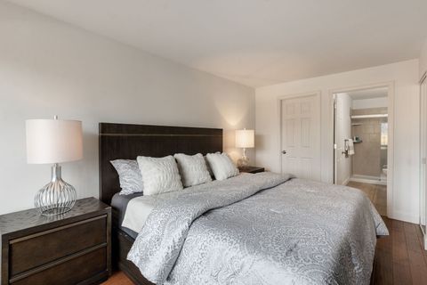 Tiny photo for 801 S Plymouth Court #602, Chicago, IL 60605 (MLS # 12507545)
