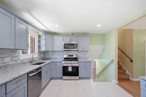 Tiny photo for 191 Montclare Lane, Wood Dale, IL 60191 (MLS # 12687719)