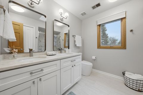 Tiny photo for 15W641 81st Street, Burr Ridge, IL 60527 (MLS # 12589285)