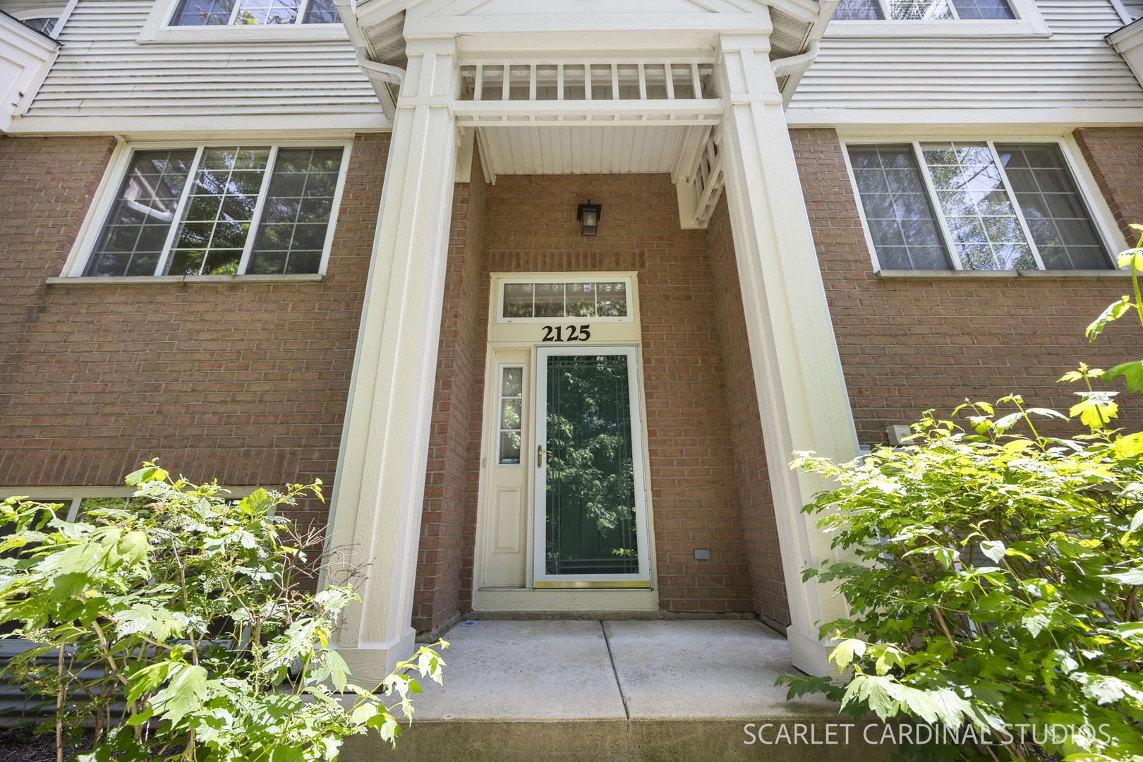 2125 W Concord Lane