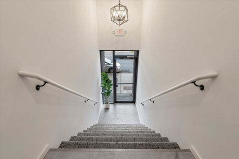 Tiny photo for 5824 N Lincoln Avenue #1N, Chicago, IL 60659 (MLS # 12526689)