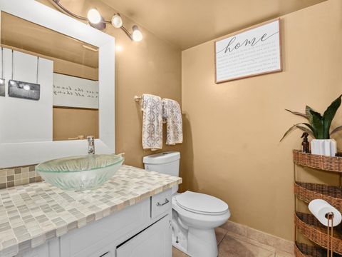 Tiny photo for 14541 S MARQUETTE Avenue, Burnham, IL 60633 (MLS # 12621937)