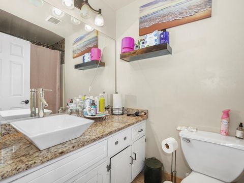 Tiny photo for 14541 S MARQUETTE Avenue, Burnham, IL 60633 (MLS # 12621937)