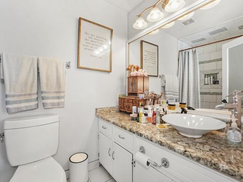 Tiny photo for 14541 S MARQUETTE Avenue, Burnham, IL 60633 (MLS # 12621937)