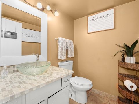 Tiny photo for 14541 S MARQUETTE Avenue, Burnham, IL 60633 (MLS # 12621937)