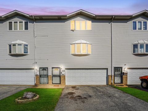 Photo of 14541 S MARQUETTE Avenue, Burnham, IL 60633 (MLS # 12621937)