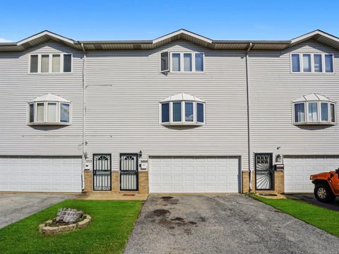 Tiny photo for 14541 S MARQUETTE Avenue, Burnham, IL 60633 (MLS # 12621937)