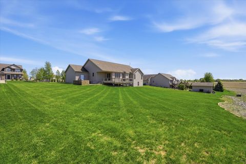 Tiny photo for 10372 Lyonheart Lane, Bloomington, IL 61705 (MLS # 12624275)