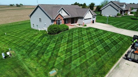 Tiny photo for 10372 Lyonheart Lane, Bloomington, IL 61705 (MLS # 12624275)
