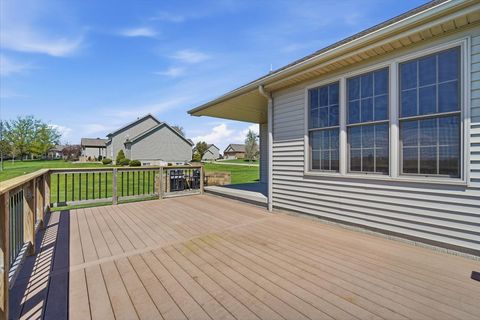 Tiny photo for 10372 Lyonheart Lane, Bloomington, IL 61705 (MLS # 12624275)