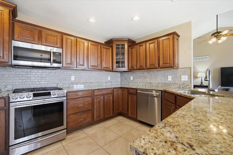 Tiny photo for 10372 Lyonheart Lane, Bloomington, IL 61705 (MLS # 12624275)