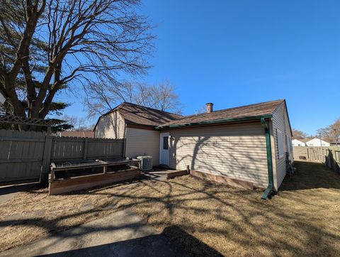 Tiny photo for 27 Winrock Road, Montgomery, IL 60538 (MLS # 12587239)