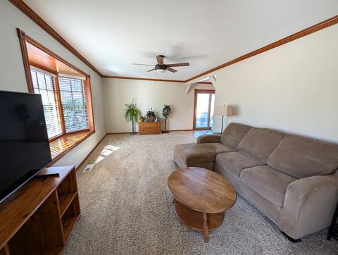 Tiny photo for 27 Winrock Road, Montgomery, IL 60538 (MLS # 12587239)