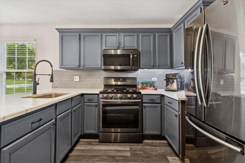 Tiny photo for 60 Wingate Drive #60, Oswego, IL 60543 (MLS # 12524654)