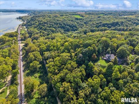 Tiny photo for 1650 468th Avenue, Clinton, IA 52732 (MLS # QC4268102)