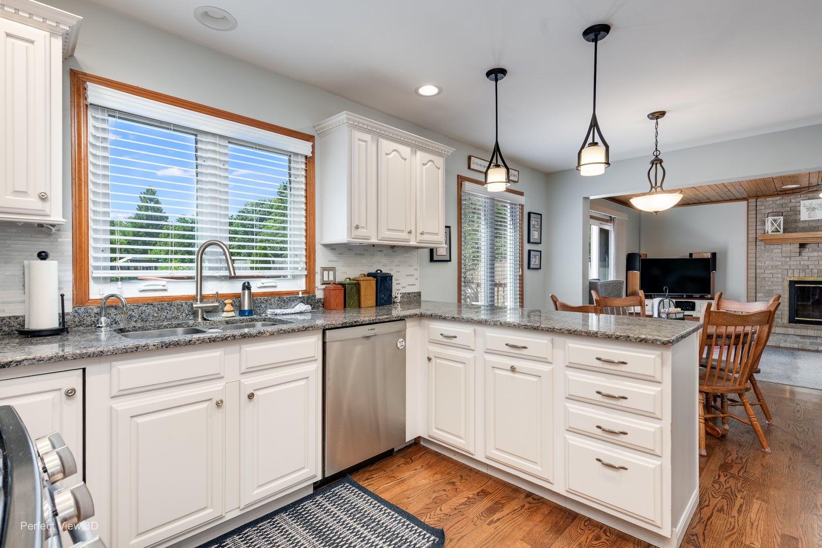 125 N Pleasant Road