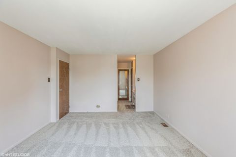 Tiny photo for 900 W Sunset Drive #405, Glenwood, IL 60425 (MLS # 12411790)