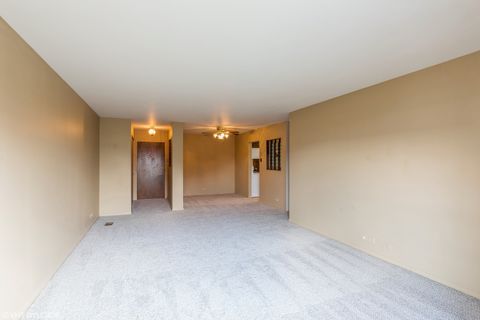 Tiny photo for 900 W Sunset Drive #405, Glenwood, IL 60425 (MLS # 12411790)