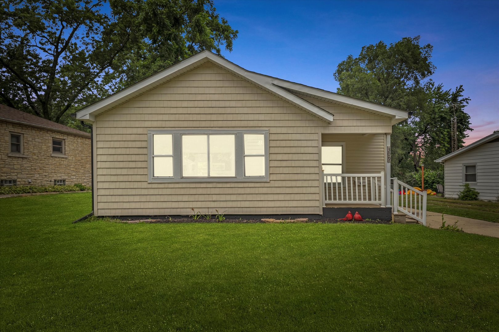 309 SE Circle Drive