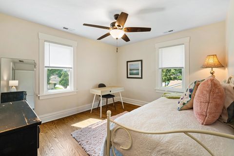 Tiny photo for 3827 HOLLYWOOD Avenue, Brookfield, IL 60513 (MLS # 12485736)