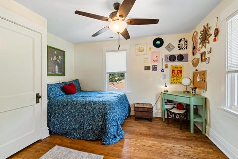 Tiny photo for 3827 HOLLYWOOD Avenue, Brookfield, IL 60513 (MLS # 12485736)