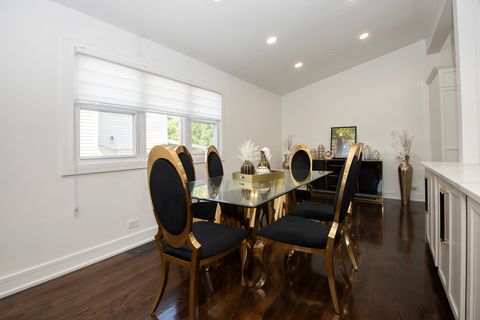 Tiny photo for 9909 N Huber Lane, Niles, IL 60714 (MLS # 12479810)