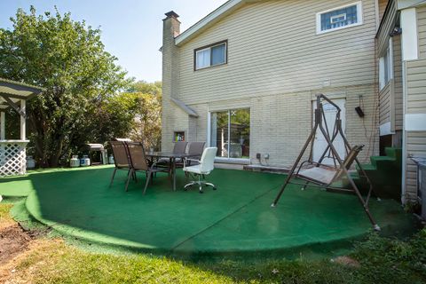 Tiny photo for 9909 N Huber Lane, Niles, IL 60714 (MLS # 12479810)